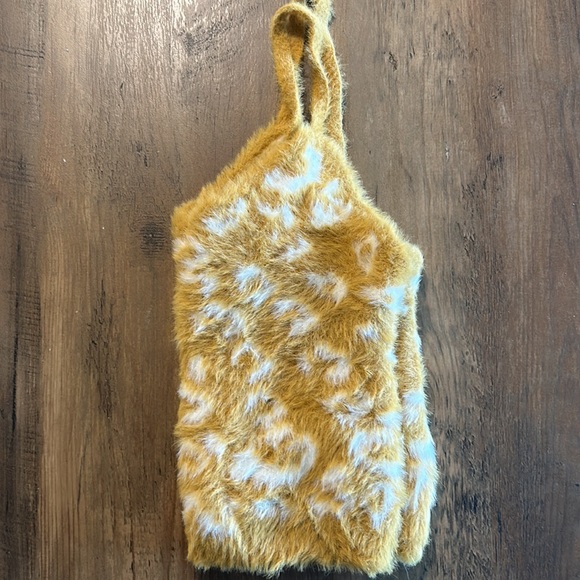 Forever 21 cropped cami - Picture 2 of 4